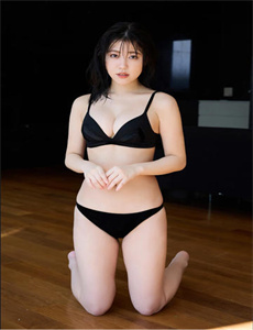 奇怪的她